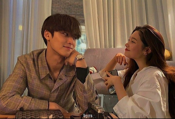 Dear <a href="/chaeyeocni/">Chaeyeon</a>.
Selamat ulang tahun cantik. Telat gak ya? Haha maaf baru bisa on. Semoga segala hal yang baik selalu sama kamu. Baik baik disini ya cantik 💞