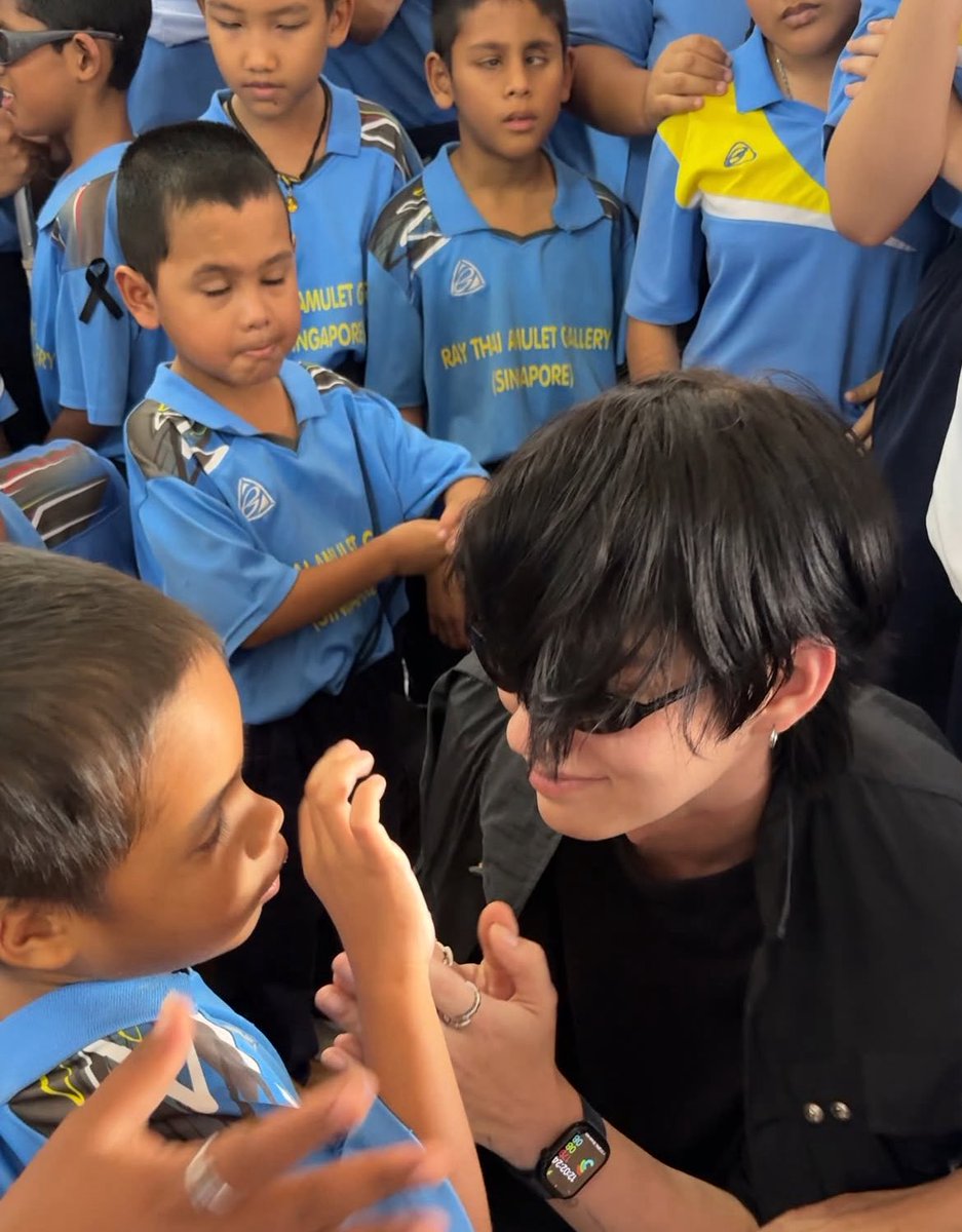 ผมกับไบร์ทและทีมงานมีโอกาสได้มาร่วมให้กำลังใจชาวหาดใหญ่ ที่ได้ผลกระทบจากนำท่วมใหญ่ ขอบคุณ
พี่เปิ้ล พี่จูน ที่ดูแลและเป็นสะพานบุญให้ครับ

🙏🏻🤍😭
[ IG : bosssupaod ] 
🔗instagram.com/p/DRwYB7zEegT/…

#bbrightvc