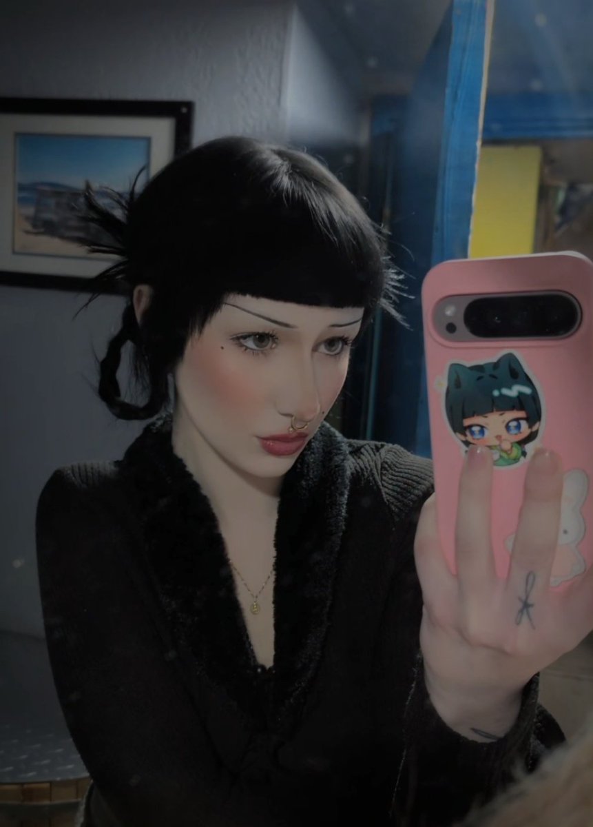 dracunora tweet media