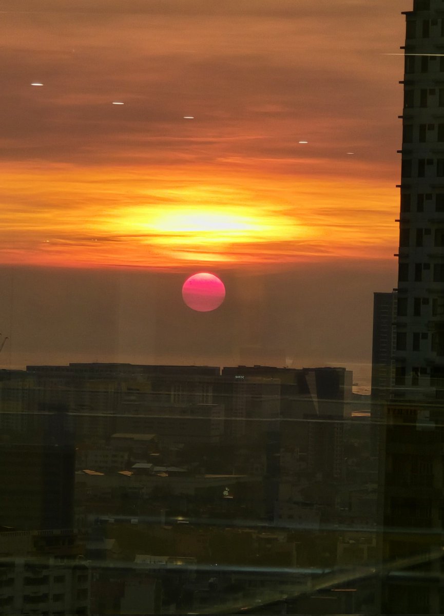 osangayon's tweet photo. Pink sun 🩷 https://t.co/dJ5RUJr9za