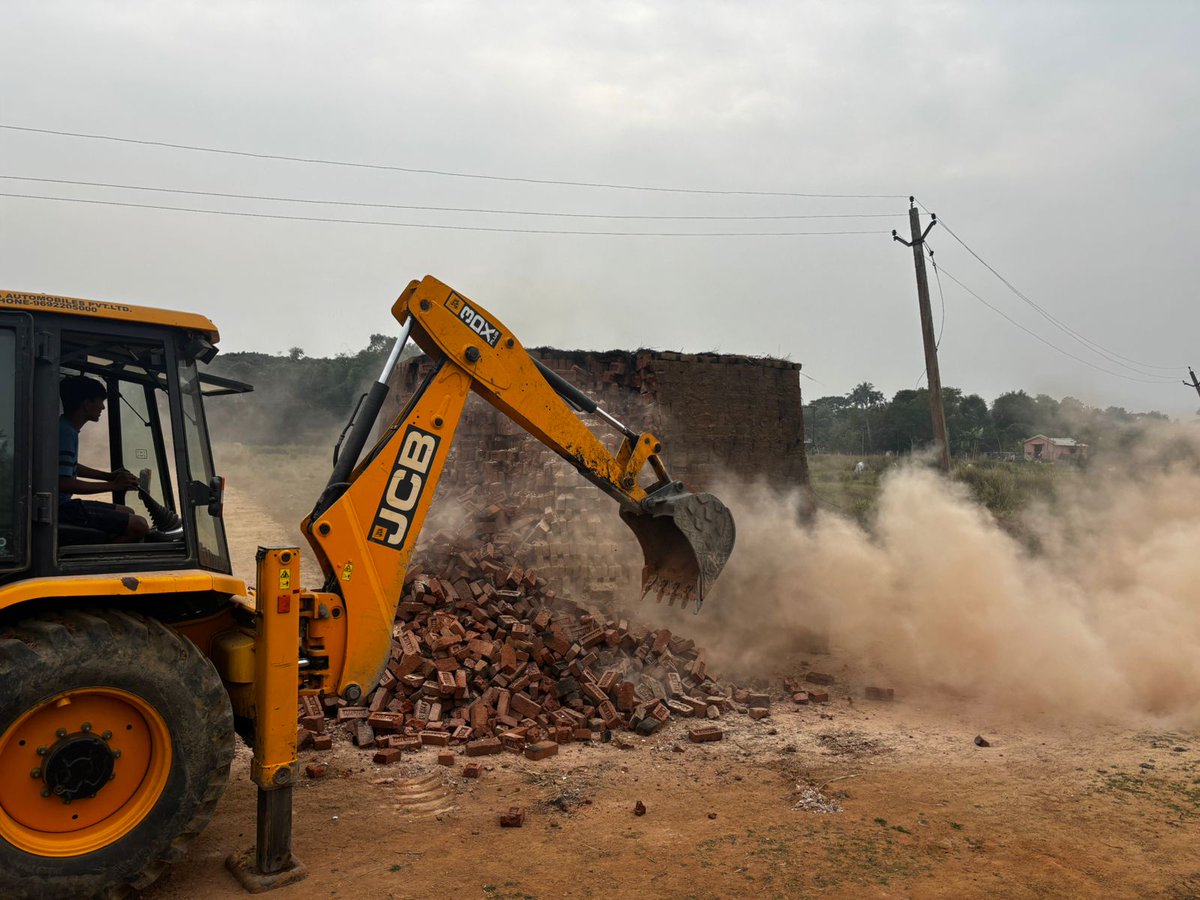 SubcollectorKendrapara tweet media