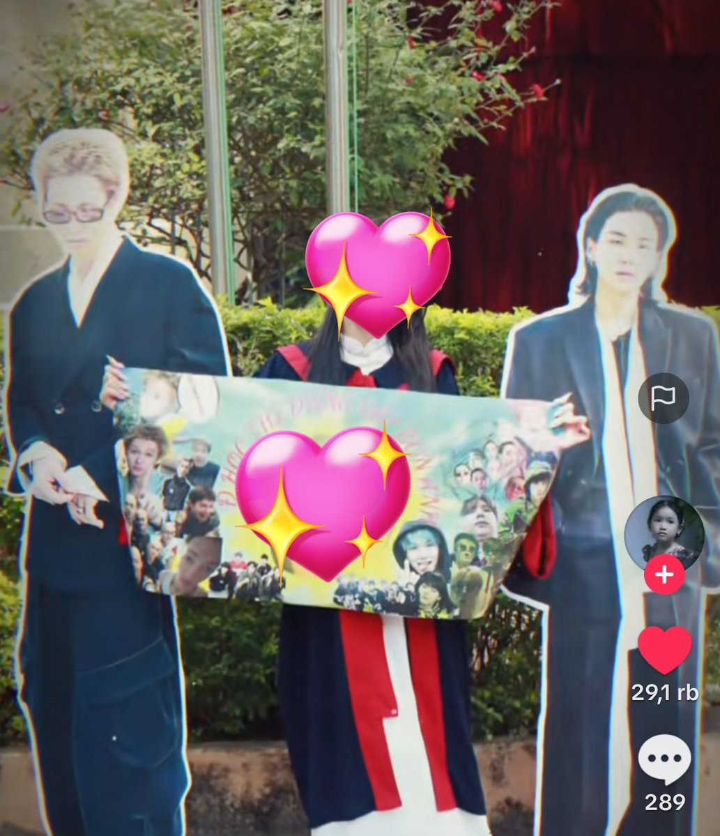 cunthyeonn's tweet image. seeing this after the mess on this app im ctfu😭