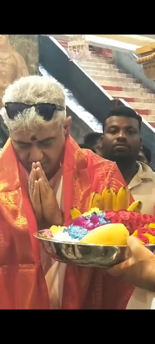 ThalaAjith_FC's tweet image. Exclusive Snaps Of AK From Malaysia Murugan Temple ✨

#Ajithkumar