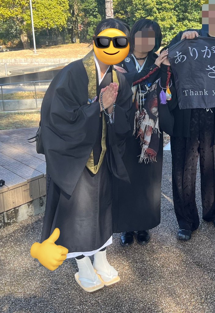 umitantt2's tweet image. 坊さんですら裏起毛のレギンスとフリース足袋で秋冬やってるんで、参列する方はなーんも気にしないでください！