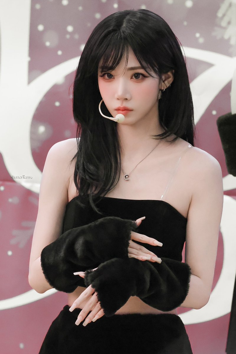 BUTTERINN's tweet image. 251202

#김나경 #Nakyoung 
#트리플에스 #tripleS