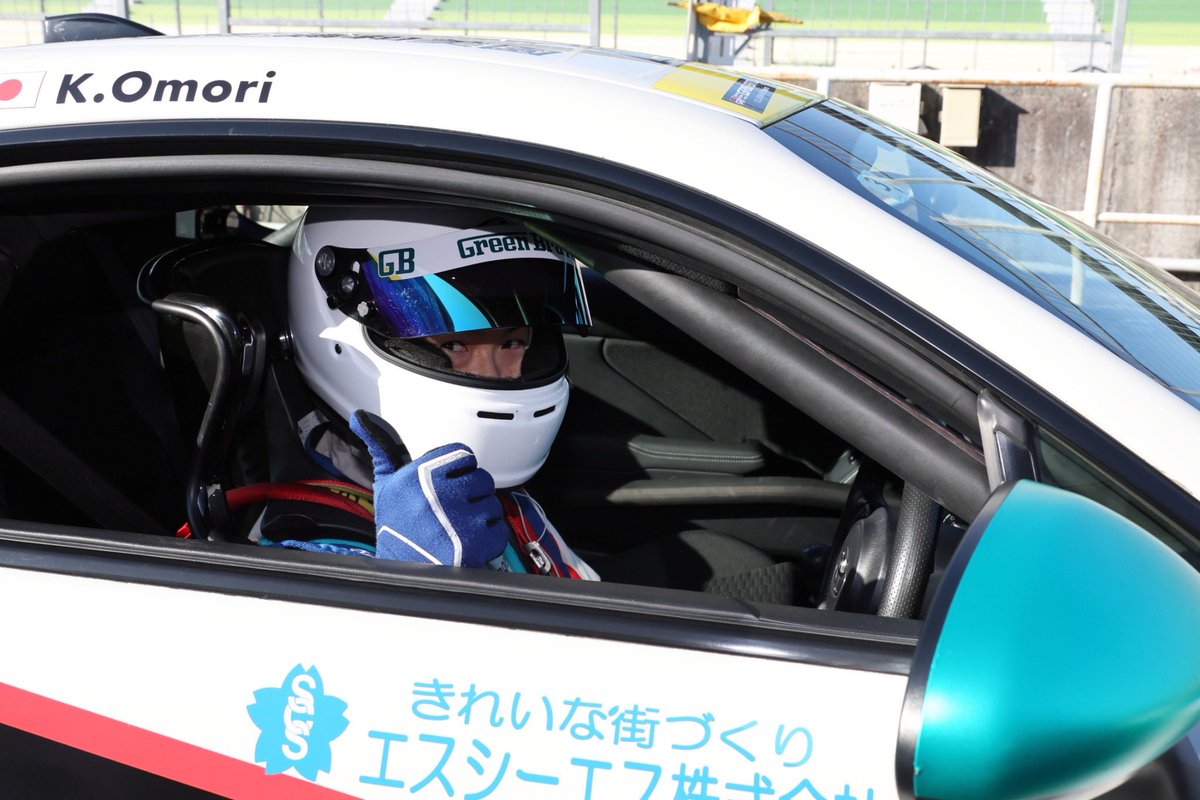 morio_racing's tweet photo. #GR86BRZCUP 最終戦 岡山
決勝P8、年間6位でシーズン終了！
最終戦でようやく自分らしい落ち着いたレースができた😊

レベルの高いドライバー・チームと戦って得たシリーズ6位はとても価値あるもの。
(ほぼ自己資金の限界サラリーマンレーサー部門では1位かな！？笑)

皆様1年間お疲れ様でした！ https://t.co/CPNDNaF7tF