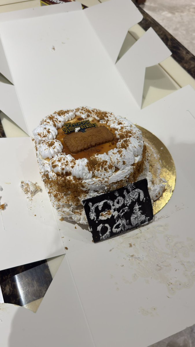 lyagannagari's tweet photo. @zomatocare @zomato @deepigoyal tweeting till I get a proper response from the company 

Due the worst and pathetic service provided by them pity on you guys 
Why don’t you guys close your business https://t.co/ZUZ9BgSwVI