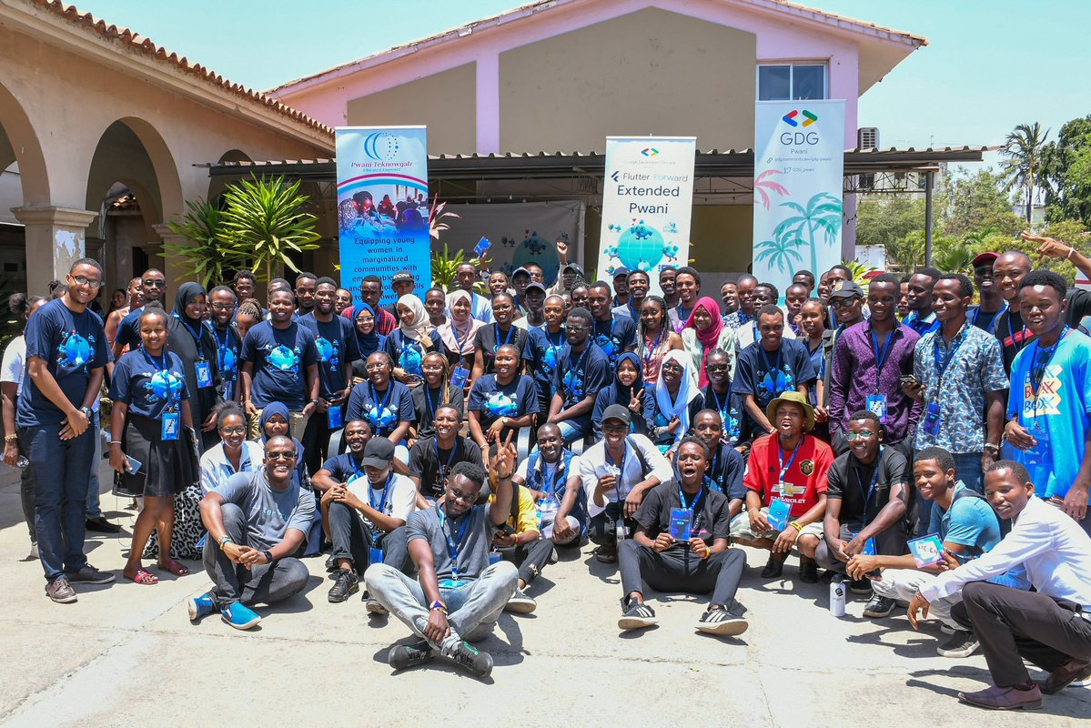 wayne_gakuo's tweet image. F1: @GDG_Pwani in 2023: Flutter Forward Extended - 150+ community members
F2: @GDG_Pwani x @WTM_Pwani in 2025: DevFest Pwani 2025 - 2100+ community members. 

Thank you for making #DevFestPwani2025 a huge success and grateful for the tremendous support. 

To growth &amp;amp; impact 🥂