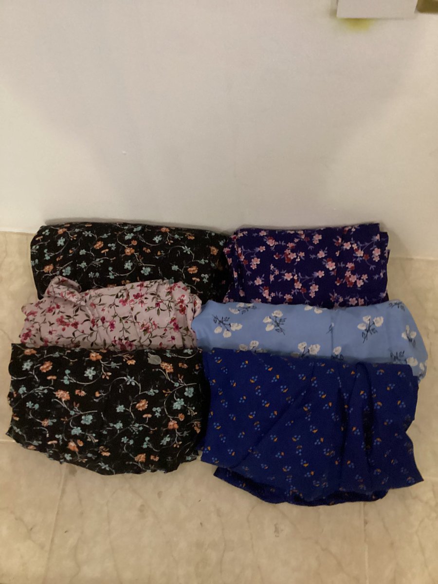 طلبية الاخت خلود مجموعه من جلالات الصلاة ابو طرحه المقاس العادي تم تسليم الطلبيه لها بالف عافيه 🇸🇦🇸🇦🇸🇦💚💚💚