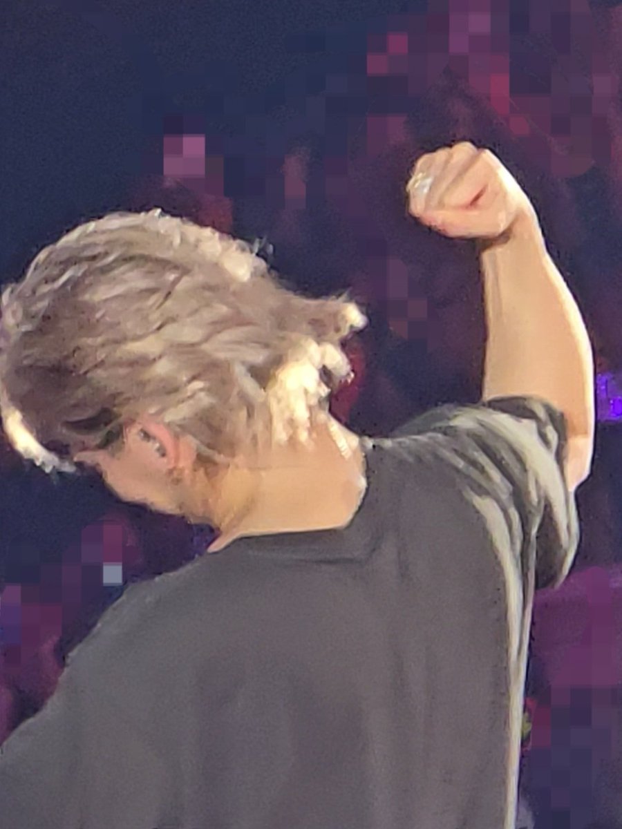 広島二日目 11/30夜 ちからこぶ💪 #Number_i #Niらいぶ_広島day2 #Ni