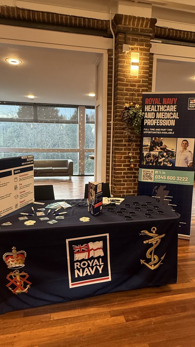 Elaine C Grist tweet media