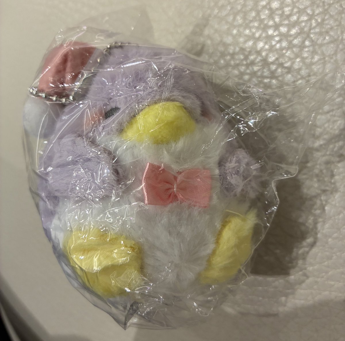 しおん tweet media