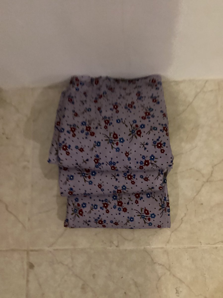 طلبية الاخت هدى من مكة ٣ جلالات ابو طرحه المقاس الكبير تم شحن الطلبيه اليوم توصلها سالمه ان شاء الله 🇸🇦🇸🇦🇸🇦💚💚💚