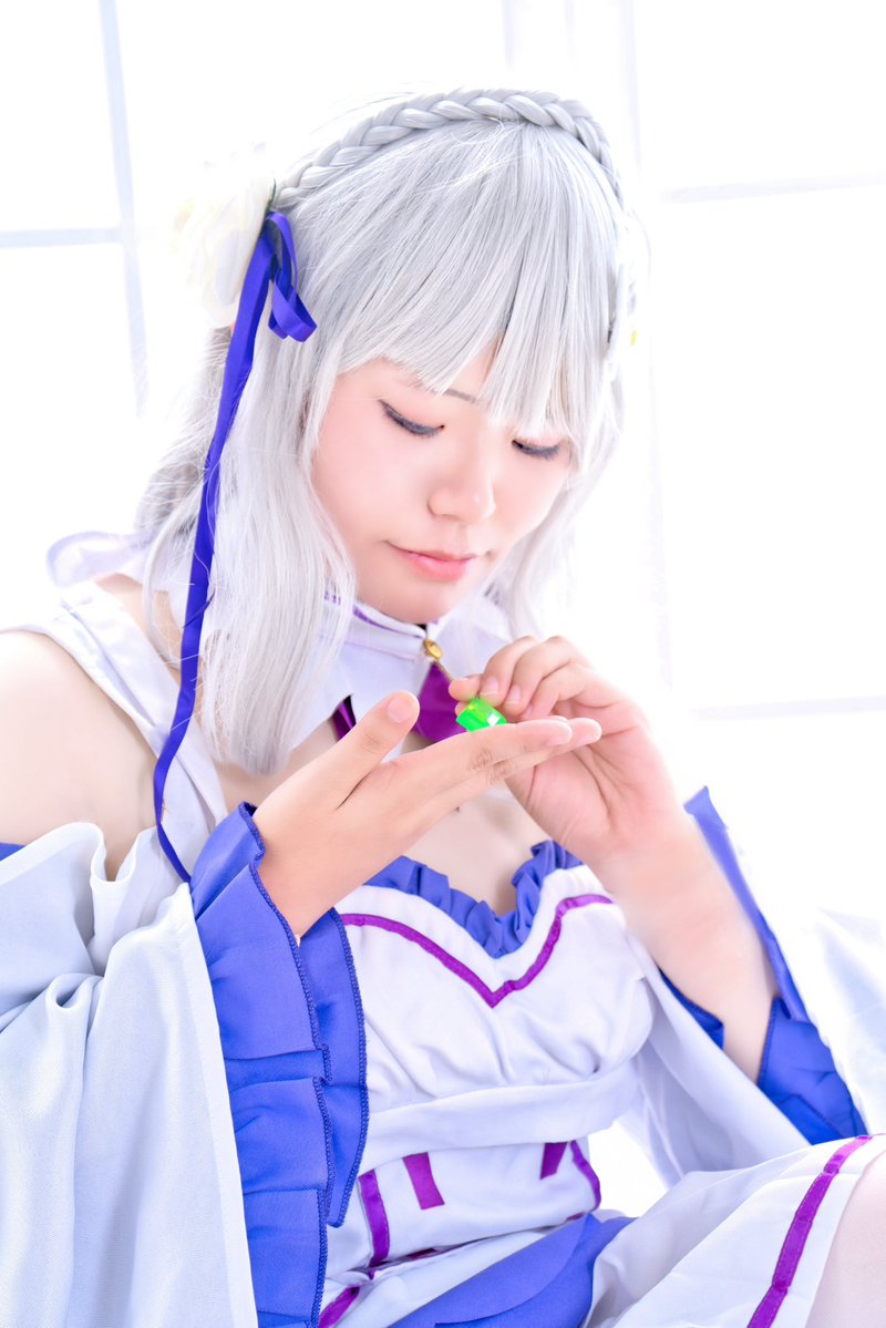 piyocos7561's tweet image. ⚠︎︎Cosplay/rezero
　　　　　　　ｴﾐﾘｱ
｡.ꕤ………………………………………..ꕤ.
     
          「おはよう、パック。」

｡.ꕤ………………………………………..ꕤ.｡
📸→ぎんはちさん（@Gin8_Cos ）
 #にくきゅうに行ってきました  
#銀八ふぉと館  #ぴよcos