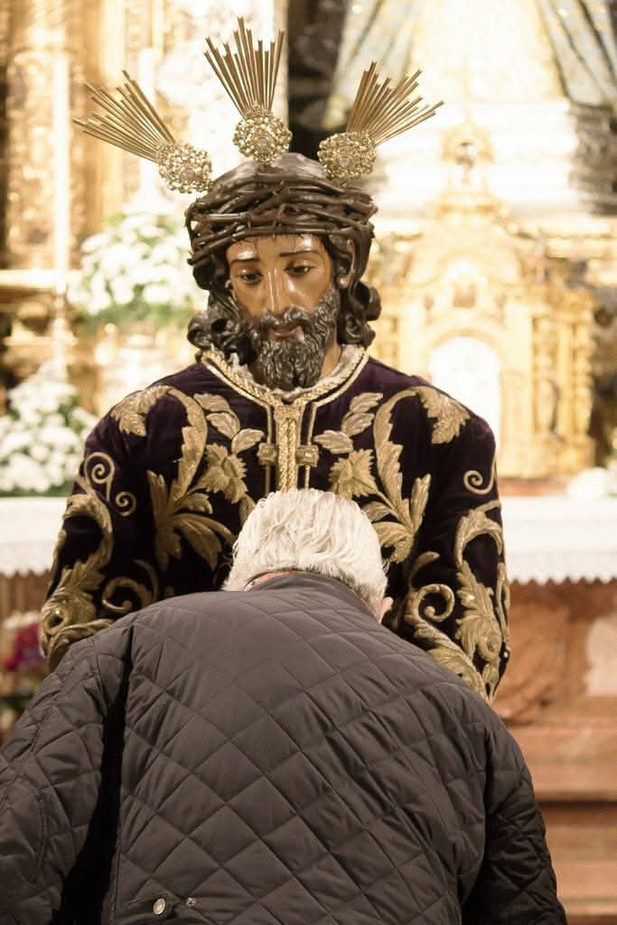 mst1953's tweet image. Besamanos Señor de La Sentencia!!
#NosotrosALoNuestro #DeMacarenasManeras 
#EstampasDeAyer