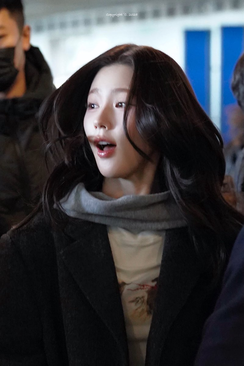 251202  💨

#아이들 #idle                       
#미연 #MIYEON