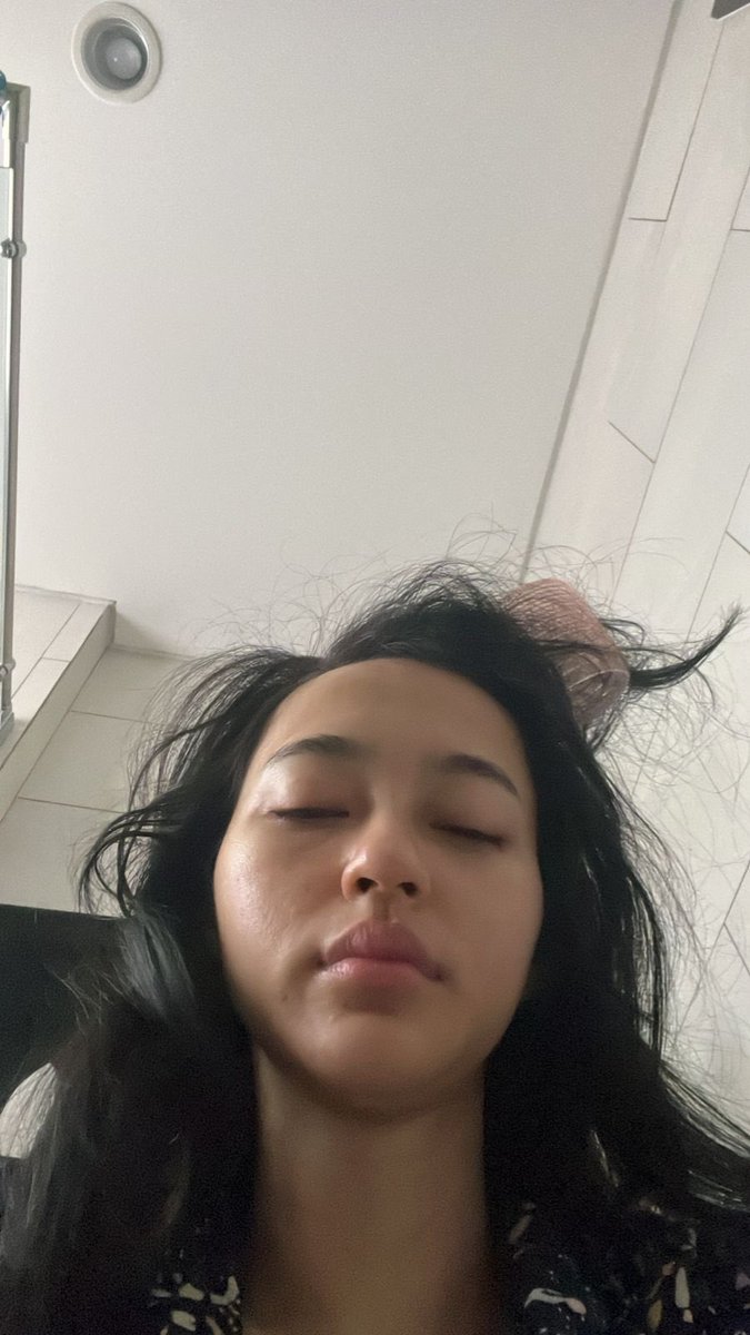 INDAHKUS tweet media