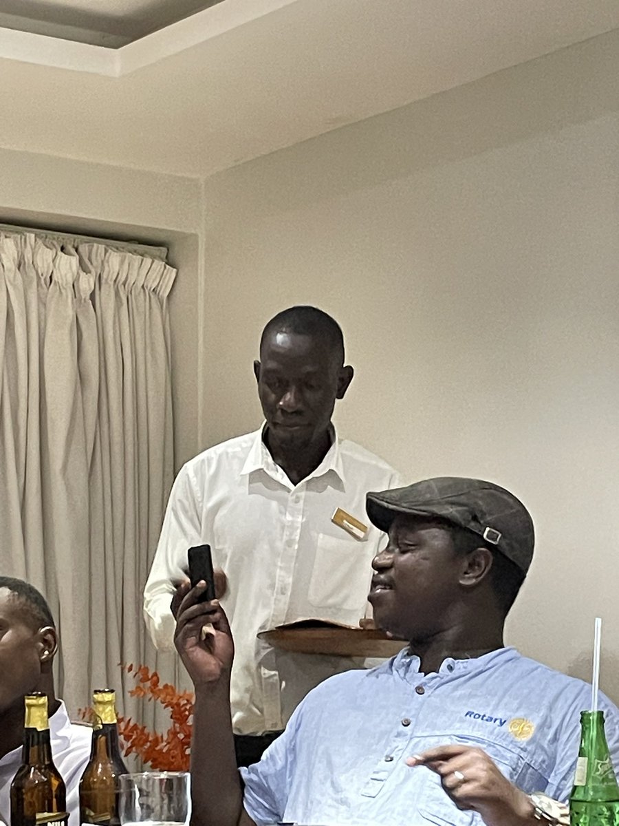 Yesterday, our President <a href="/kwesigajm/">Jeremiah Mutinye Kwesiga</a> presented a thoughtful discussion on the role of mental wellness in AIDS prevention <a href="/RctNaguru/">Rotaract Club of Naguru</a>.
In the frame 4, <a href="/Drkalemajosh/">Dr. Kalema Josh</a> from <a href="/rcuptownkampala/">💫Rotary Club of Uptown Kampala✌</a> attending to the drinks tab, dedication both on and off duty.

#WorldAIDSDay2025 
#RotaryEyamba