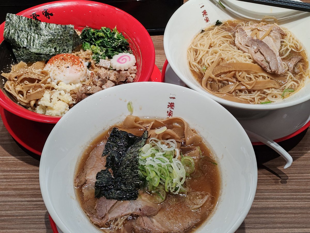 嘻嘻，嘻嘻✌🏻