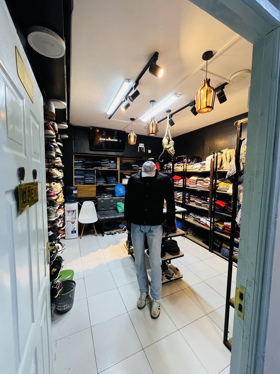 ChampPlug's tweet image. Kujeni mshop na sisi we are open for business🙌🏻