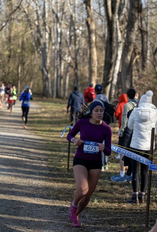 MarquezAna13's tweet photo. Junior XC season! https://t.co/AYCHAU6WE7