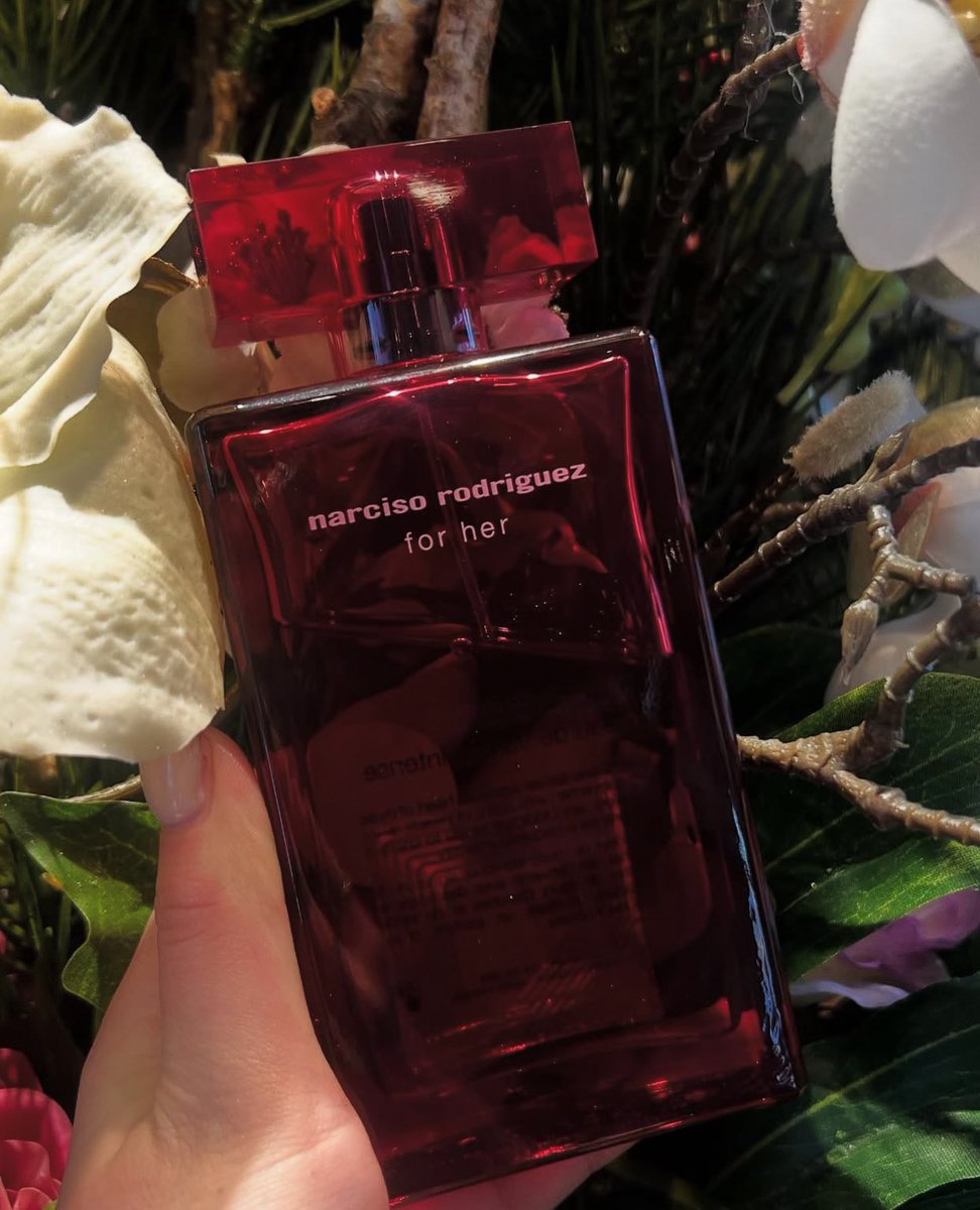 narciso rodriguez intense
หอมพีช สดชื่น หรูหรา เย้ายวน กอดอุ่นๆ นวลๆ วนิลา ดอกไม้ขาว

🎠5ml=190.-
🎠10ml=300.-