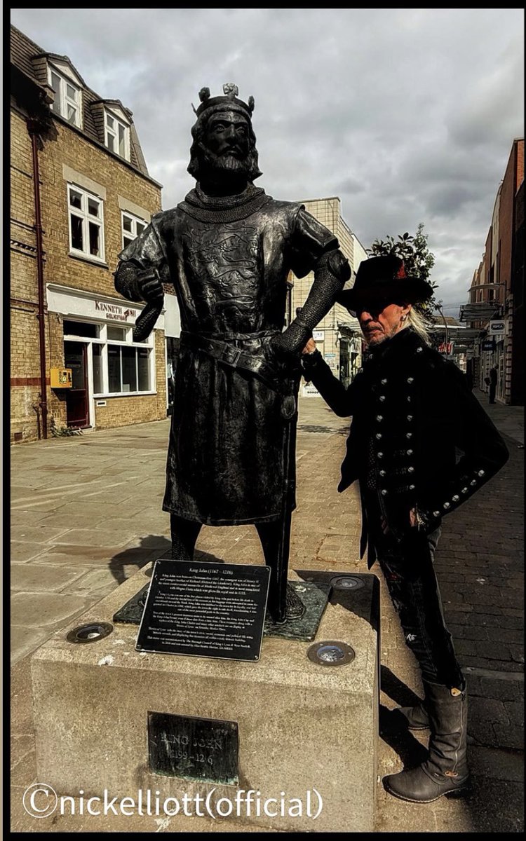 nickelliottinfo's tweet image. We’re off here today reccying for a potential new project, but where? Any guesses?
@nickelliottrock 
@nickelliottinfo 
@beaverbrookes23 
#reccy #potential #newproject #king #town #nickelliottrock #nickelliottinfo #nickelliottrockartphotographer 
nick elliott rock art photographer