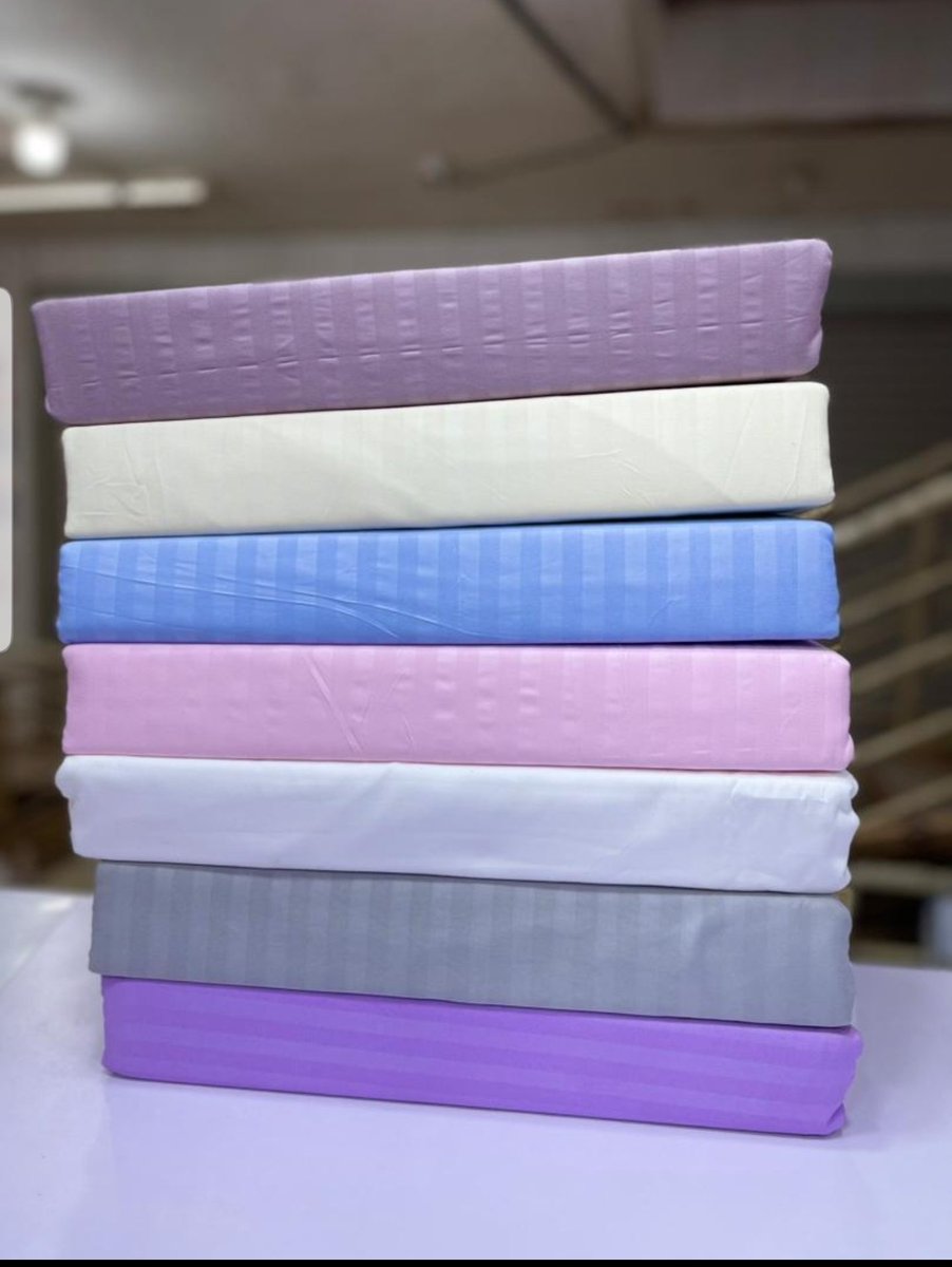 Dintonkay's tweet image. Hotel collection bedsheets 

Fit on both 5 by 6 and 6 by 6 sizes👌 ( kingsize)

Price : 130k @ pair
Comes with 4 pillowcases 
☎️0700412619 / 0781364285
We deliver.