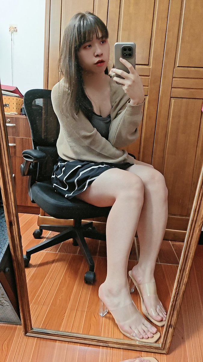 Clouds雲雲 tweet media