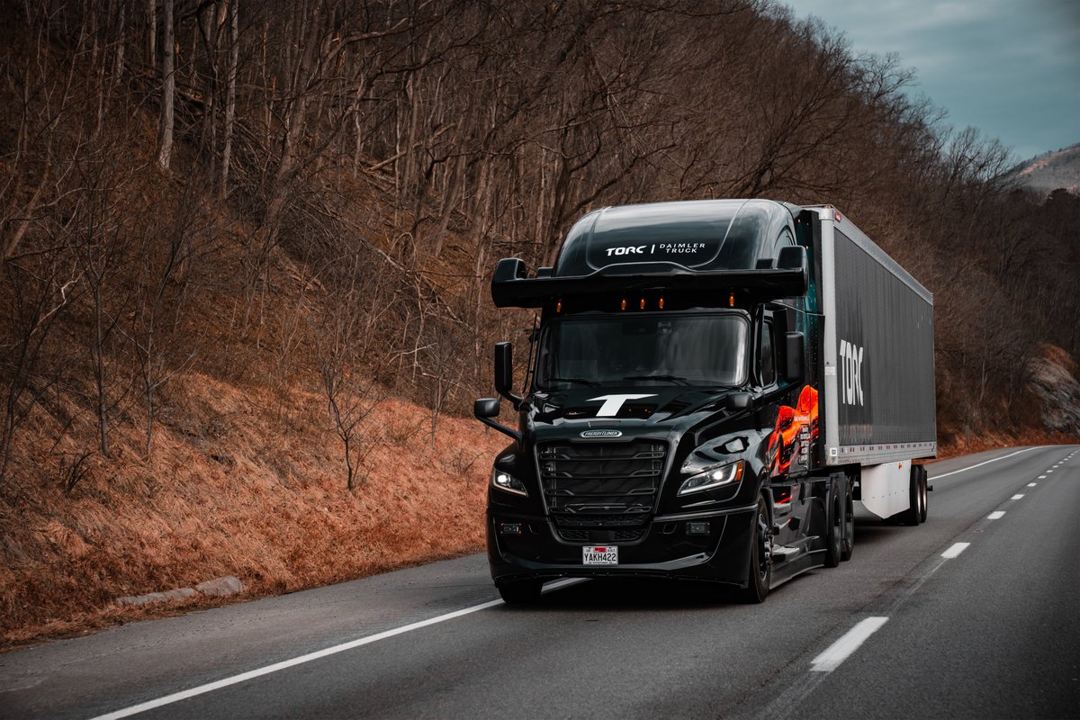 aevainc's tweet image. Aeva continues to achieve key milestones for our series production program with @DaimlerTruck . Aeva Atlas™ sensors play a critical role as the exclusive long-range LiDARs and primary detection sensor for the OEM’s autonomous trucks. Together with Torc and Daimler Truck, we have…