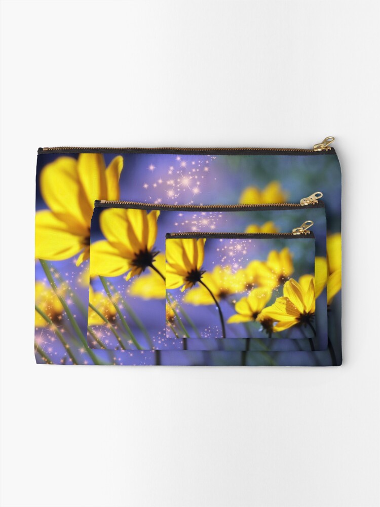 HurmerintaArt's tweet image. Save 20% on all zipper pouches.
Welcome to have a look at my designs (this is my smaller RB shop). 
#pouch #giftidea 
redbubble.com/people/jonnahu…