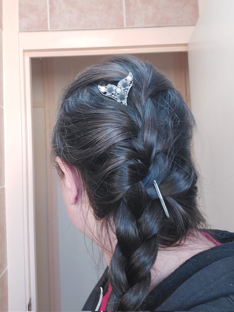 digitalzedling's tweet photo. Working on some braids. https://t.co/CSyxC32luL