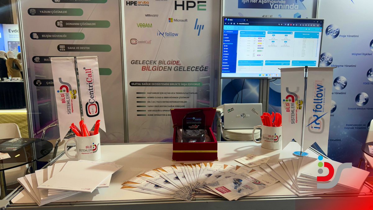 B_Sistemleri's tweet photo. HIMSS Eurasia Health Tech 2025’i Bilgi Sistemleri olarak başarılı bir şekilde tamamladık. Antalya’da gerçekleştirilen bu önemli organizasyonda, dijital sağlık çözümlerimizi sektör profesyonelleriyle buluşturma fırsatı yakaladık ve yoğun bir ilgiyle karşılaştık.  

Etkinlik boyunca; T.C. Sağlık Bakan Yardımcısı. Dr. Şuayip Birinci, T.C. Sağlık Bakan Yardımcısı Dr. Halim Özçelik, UŞAŞ Genel Müdürü Serdar Şenol, Uluslararası Hizmet Ticareti Genel Müdürü Tarık Sönmez ve Dr. Ayhan Ozan Yılmaz gibi değerli isimlerle bir araya gelerek dijital sağlık ekosisteminin geleceğine dair önemli görüş alışverişlerinde bulunduk. Ayrıca Yönetim Kurulu Başkanımız  Sami Nalbantoğlu, sağlık kurumlarında sürdürülebilir dijitalleşme ve verimlilik odaklı teknoloji yaklaşımlarına ilişkin değerlendirmelerini sahnede paylaştı.  

Bu yıl HIMSS Eurasia, bizim için yalnızca bir fuar değil; iş birliklerini güçlendirdiğimiz, yeni bağlantılar kurduğumuz ve dijital sağlık vizyonumuzu daha geniş kitlelere aktardığımız stratejik bir buluşma oldu. Katılım sağlayan tüm paydaşlara, sektör temsilcilerine ve standımızı ziyaret eden misafirlere teşekkür ederiz.

@bekirsamiN
@suayipbirinci

#HIMSSEurasia #BilgiSistemleri #DigitalHealth #HealthTech #HealthcareInnovation #DijitalSağlık #SmartHospital #HealthIT