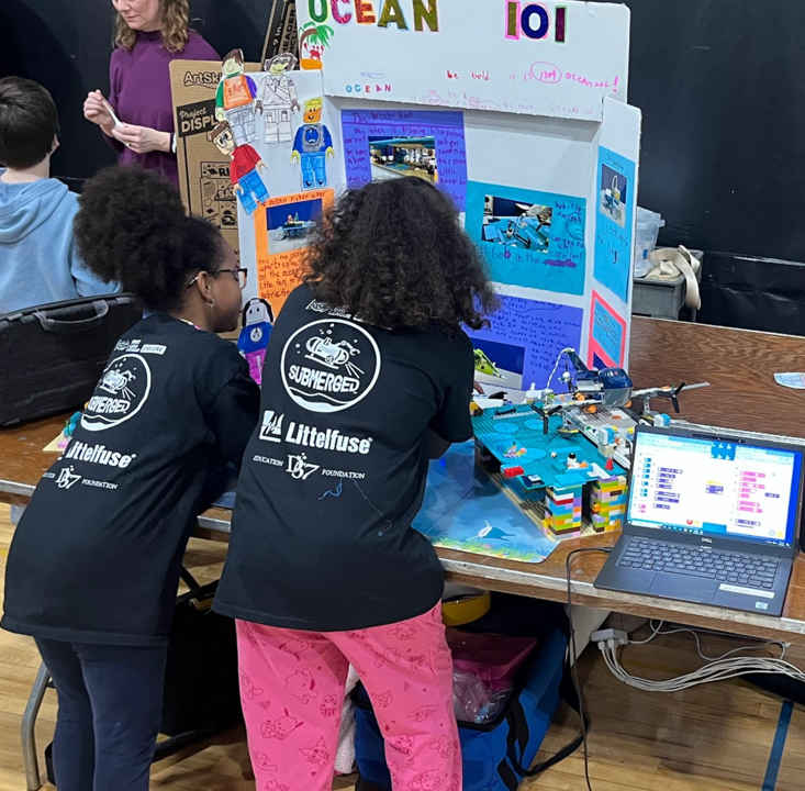 Littelfuse's tweet photo. Our global team painted schools, donated books and toys, packed meals, mentored robotics teams, and more! ��� On #GivingTuesday, we’re celebrating the power of giving back - and continuing our impact worldwide. Learn more: https://t.co/jdeMmtS9uz 💚

#Littelfuse #GivingTuesday2025 https://t.co/U6KlKYOaeJ