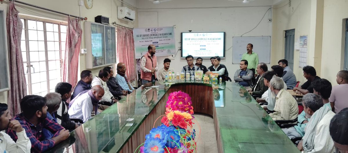 nfdbindia's tweet image. NFDB-sponsored One-Day Awareness Programme on “Use of Various Chemicals in Aquaculture,” was successfully conducted by KVK Malda under ICAR-ATARI, Zone V, Kolkata, West Bengal on 1st December 2025. The training benefited 30 fishermen from Malda.
#Aquaculture #FishHealth #NFDB…