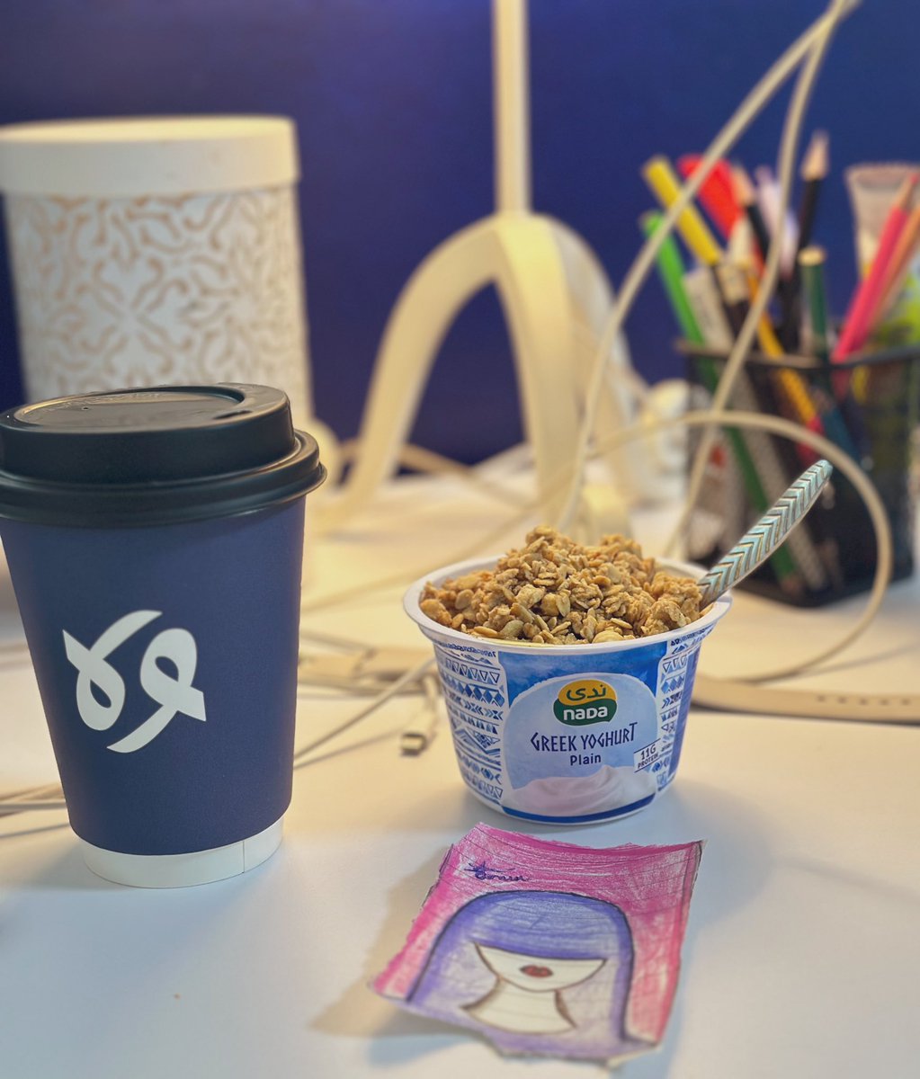 احلى فطور صباحي 
احط اضافات عليه
ميبل سيروب 
فانيليا 
نكهة موز 
قرفه
والجرانولا … اذا مو اطلق فطور لا تسمعوا كلامي .✨👌🏽