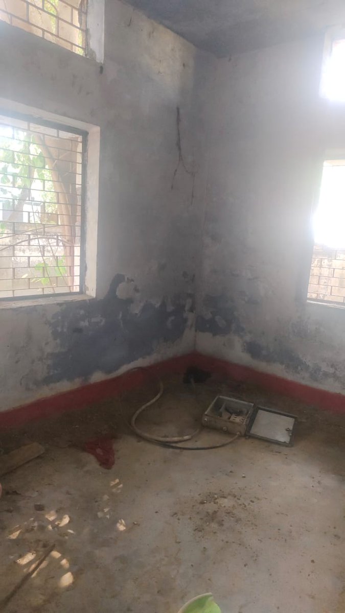 Manishyadavdcm's tweet image. &quot;DPRO sir, Ajaiya Khera (Block Nawabganj, Unnao) की शिकायतें महीनों से लंबित हैं। Panchayat Bhavan से लेकर safai, light, निर्माण—हर जगह भ्रष्टाचार की खुली कहानी चल रही है। ADEO–BDO–Sachiv की मिलीभगत से गाँव का हाल बदहाल हो गया है। कृपया तुरंत जांच कर कार्रवाई करें, क्योंकि जनता…