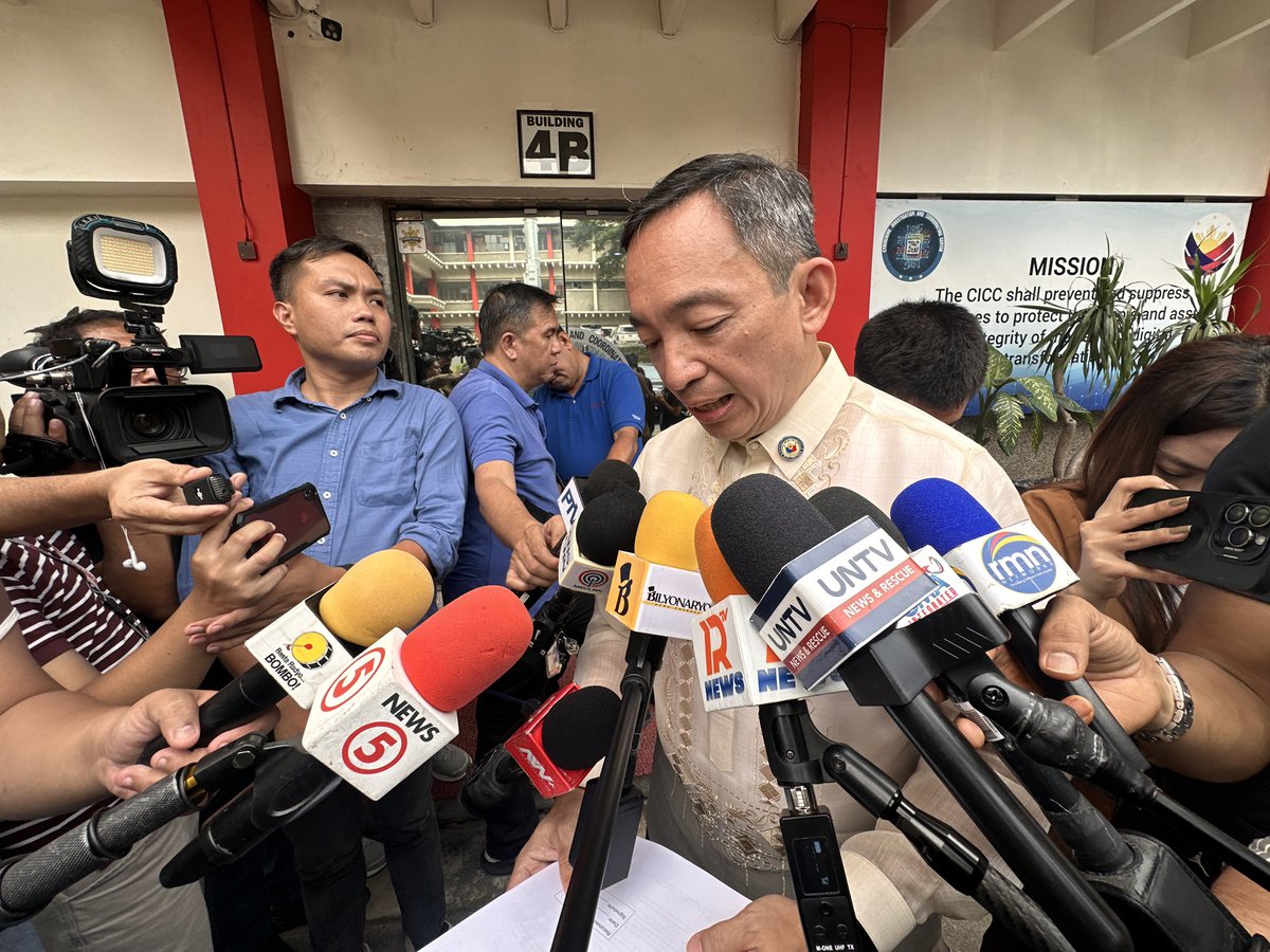 gmanews's tweet image. ACT Party-list Rep. Tonchi Tinio wants ICI to investigate P4.4 billion worth of 80 flood control projects with 34 contractors in Davao 1st District under Cong. Pulong Duterte from 2019 to 2022. | via Joseph Morong/GMA Integrated News