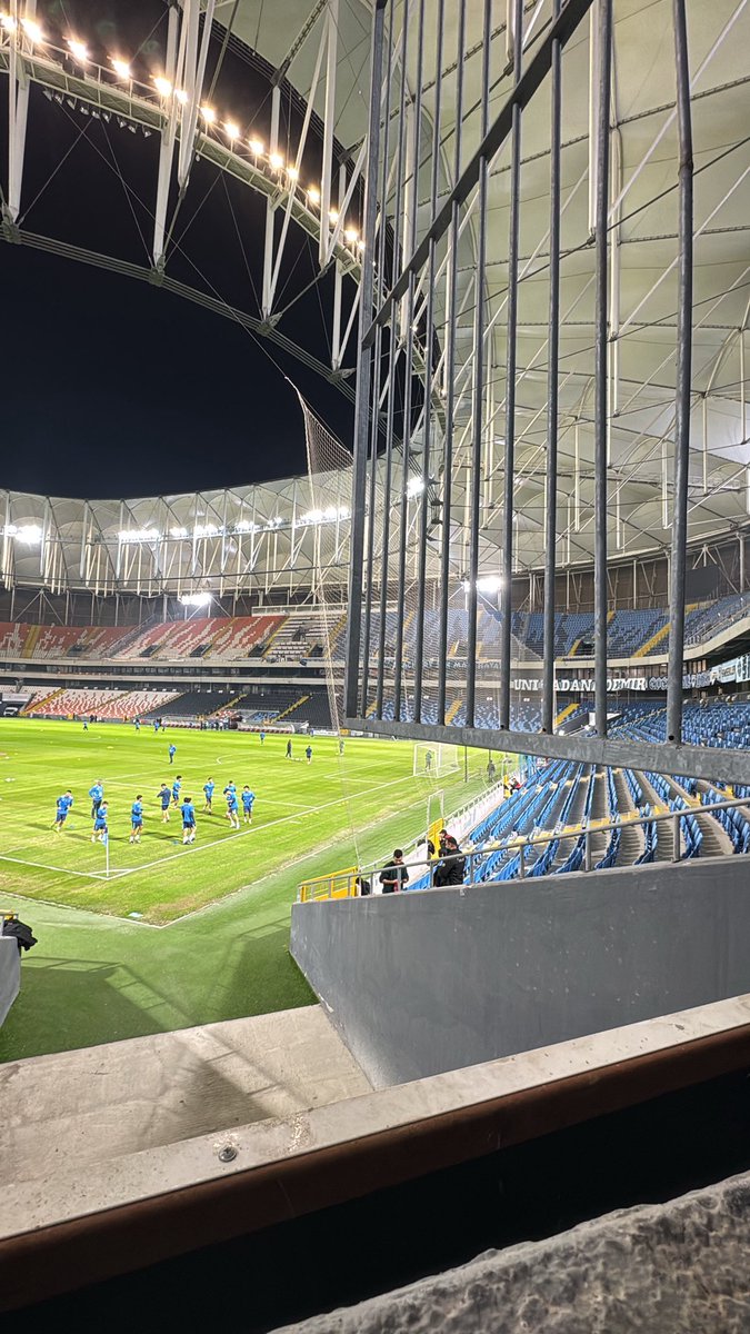 Azam Yılan tweet media