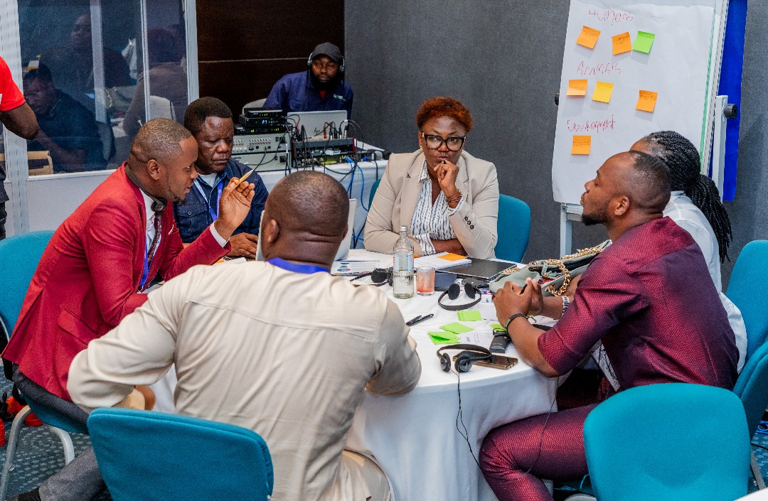chritshimuto's tweet photo. Moment clé de mes interventions et de réflexion stratégique lors du Focus Groupe sur la Priorisation des Activités de lutte contre la Résistance Anti-Microbienne (RAM) au Congrès international de la société africaine de la médecine de laboratoire . https://t.co/E66sMioDzE