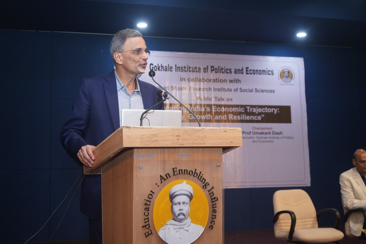 ssrissofficial's tweet photo. “Honoured to host Dr. V Anantha Nageswaran, Chief Economic Advisor to the Govt of India along with @gipe_official.

An extremely insightful lecture followed by a deeply engaging discussion filled with clarity, vision, &amp; fresh perspectives on India’s economic trajectory. https://t.co/Zhp9yngAsG