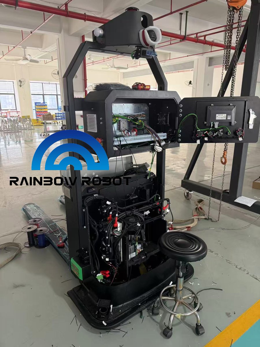 RainbowRobot123's tweet image. 100% customized forklift is currently being assembled, and the first prototype will be shipped to the customer after successful software testing this week.

#AGVAMR #CustomAutomation #automation #innovation