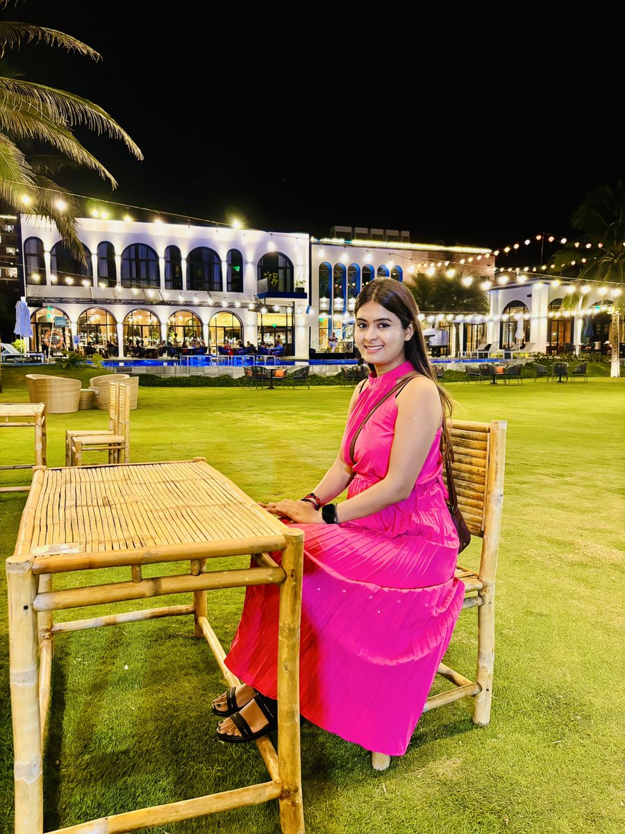 saumya1singh's tweet image. princess energy only 🌸