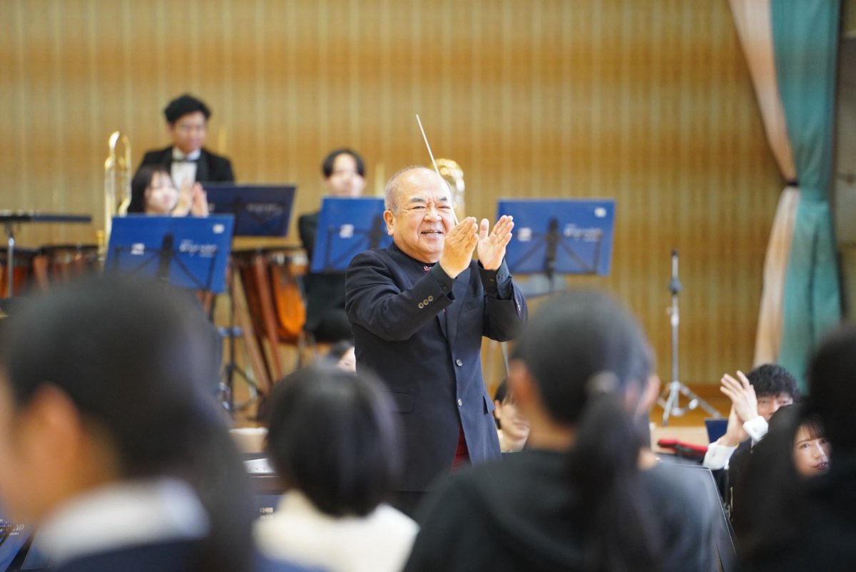 TKWOJapan's tweet photo. 秋田県湯沢市立山田小学校にて学校巡回公演の本公演でした！
山田中学校との合同開催となり、プログラムの最後には地域に親しまれた「わが山田」をオーケストラの伴奏で歌い感動的なフィナーレとなりました☺️👏🏻
これで今年度の巡回公演は終了となります！また皆さまにお会いできますように！
#TKWO https://t.co/2VjEvtTyHX