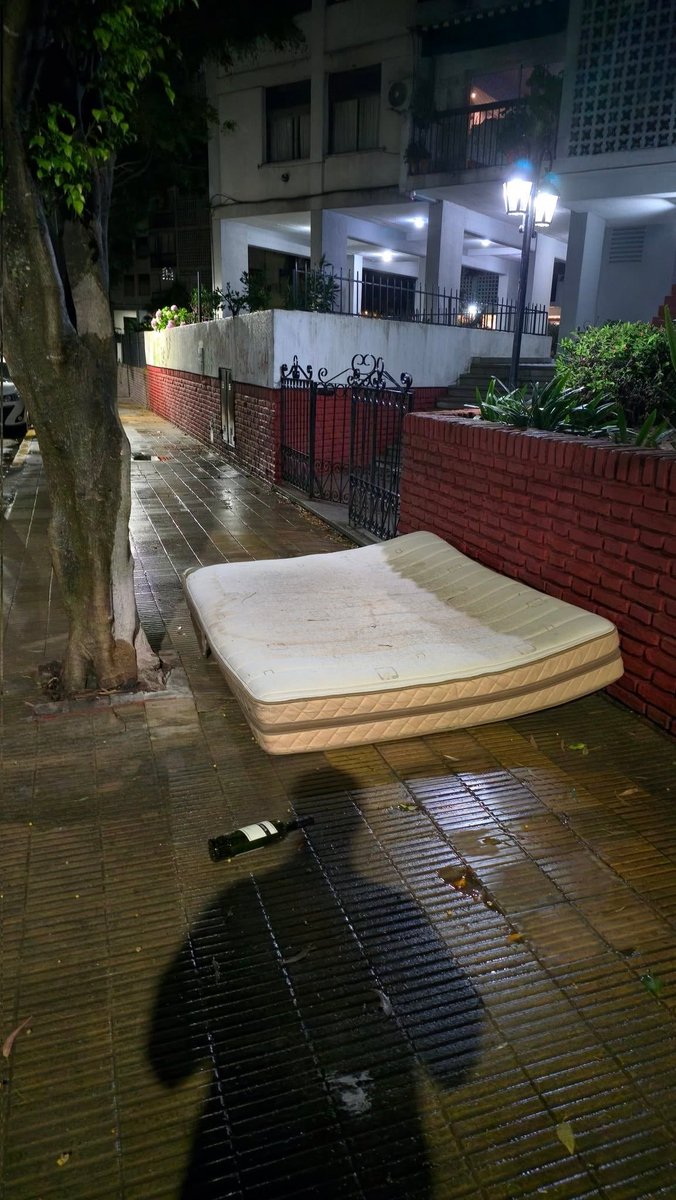 Amigo re grande el sanguchito de miga