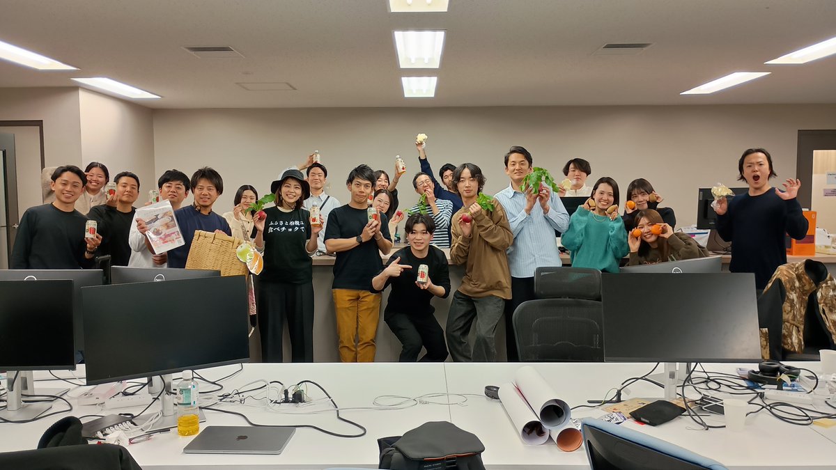 UPSIDERさん

昨年に引き続き、たくさんの社員の方々に
迎えていただきました！

#野菜くばり #ふるさと納税は食べチョクで
#モッタイナイをおいしいに