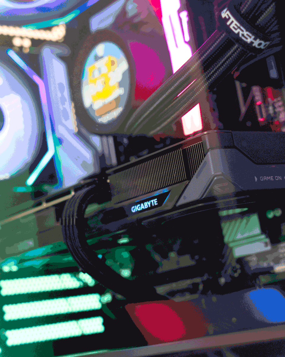 AftershockpcAU's tweet image. The Flow is designed for exceptional cooling and long-lasting performance. With its high-airflow mesh and glass side panels, this chassis keeps your system cool while looking cool. Quiet, stable, and efficient. It&apos;s perfect for gamers who want a PC that runs as good as it looks