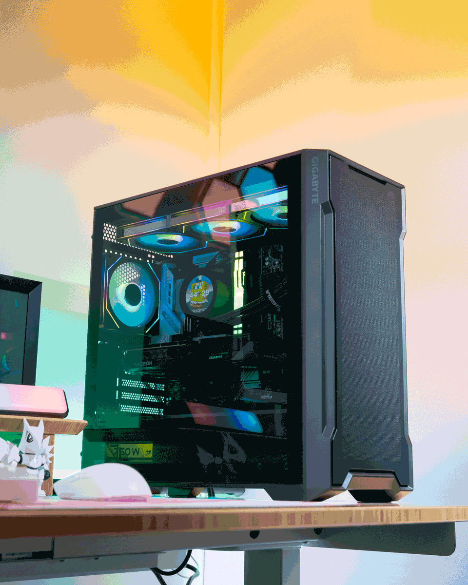 AftershockpcAU's tweet image. The Flow is designed for exceptional cooling and long-lasting performance. With its high-airflow mesh and glass side panels, this chassis keeps your system cool while looking cool. Quiet, stable, and efficient. It&apos;s perfect for gamers who want a PC that runs as good as it looks