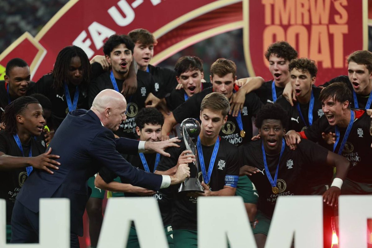 zonewebofficial's tweet image. ポルトガルが優勝を果たしたU-17ワールドカップ🇵🇹

EUROとワールドカップの2冠を達成🏆

そして優勝国に唯一の黒星をつけたのは日本でした🇯🇵

#U17WC