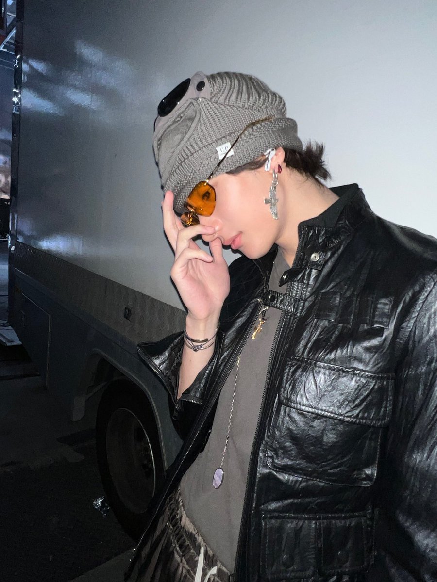 antonisbabo's tweet image. #앤톤 #ANTON